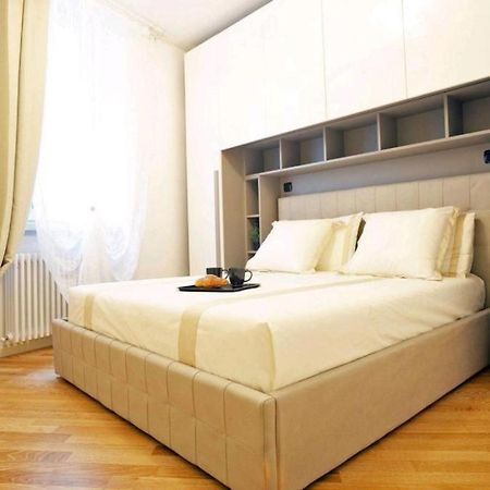 לוברה Ventuno - Modern Apartment - Country & Lake מראה חיצוני תמונה